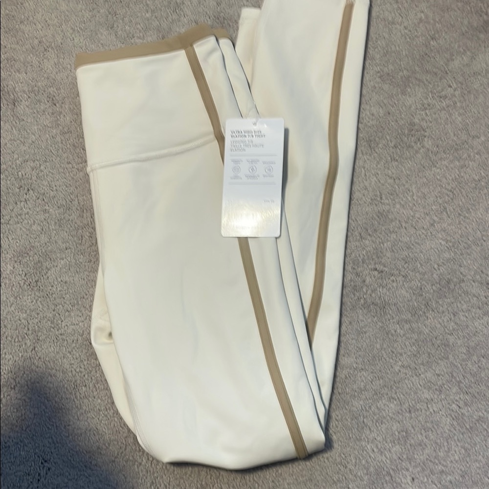 Athleta Cream and Tan Leggings